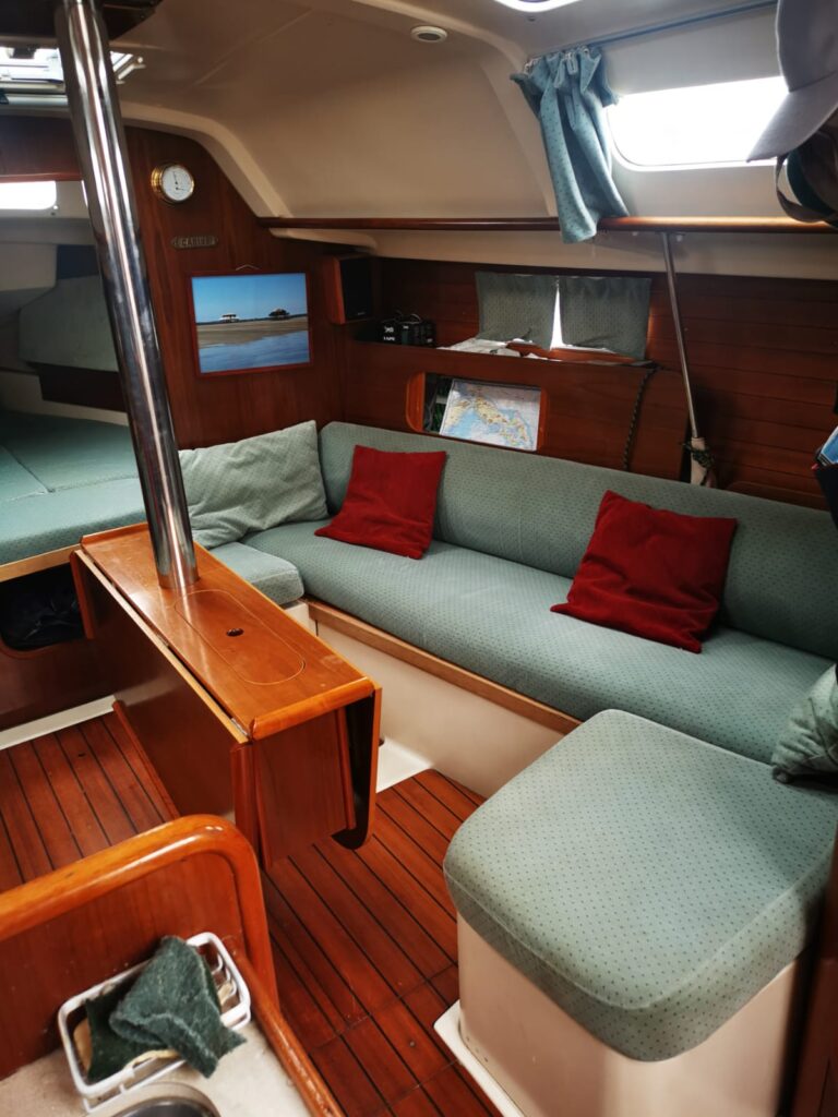 Beneteau Océanis 321