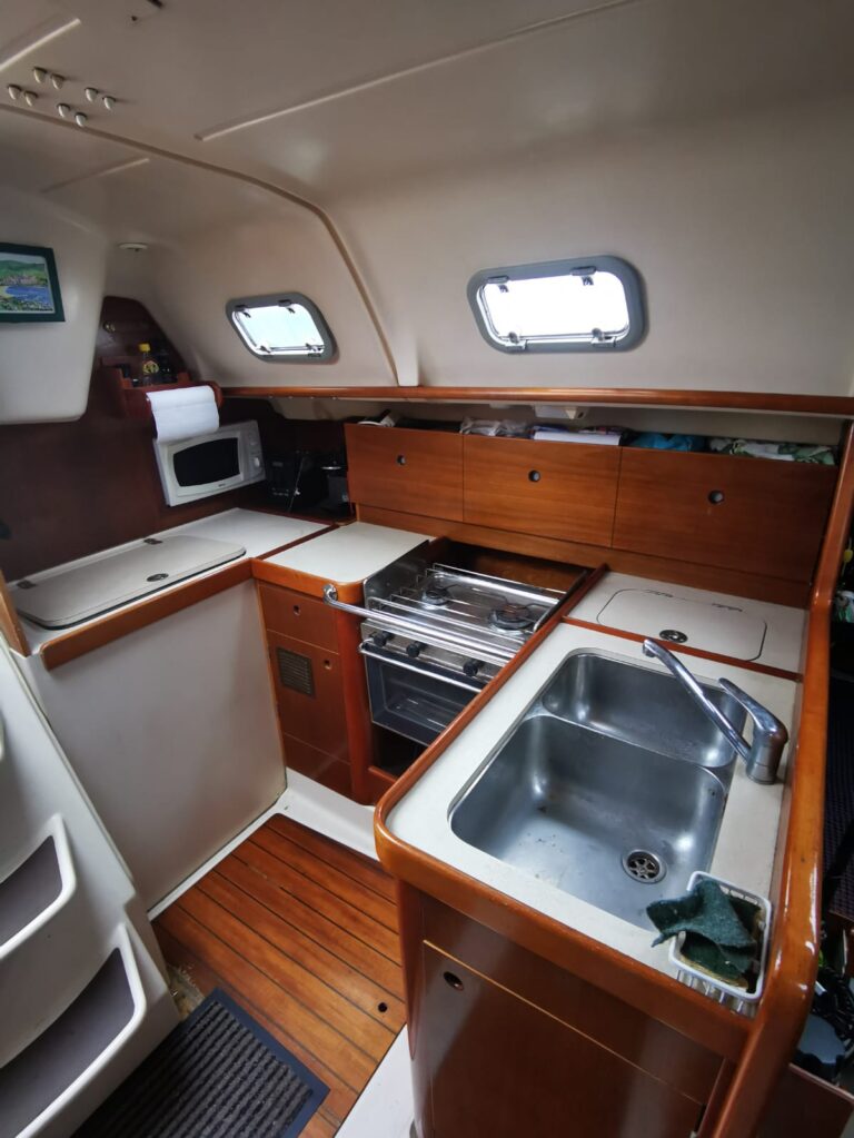 Beneteau Océanis 321