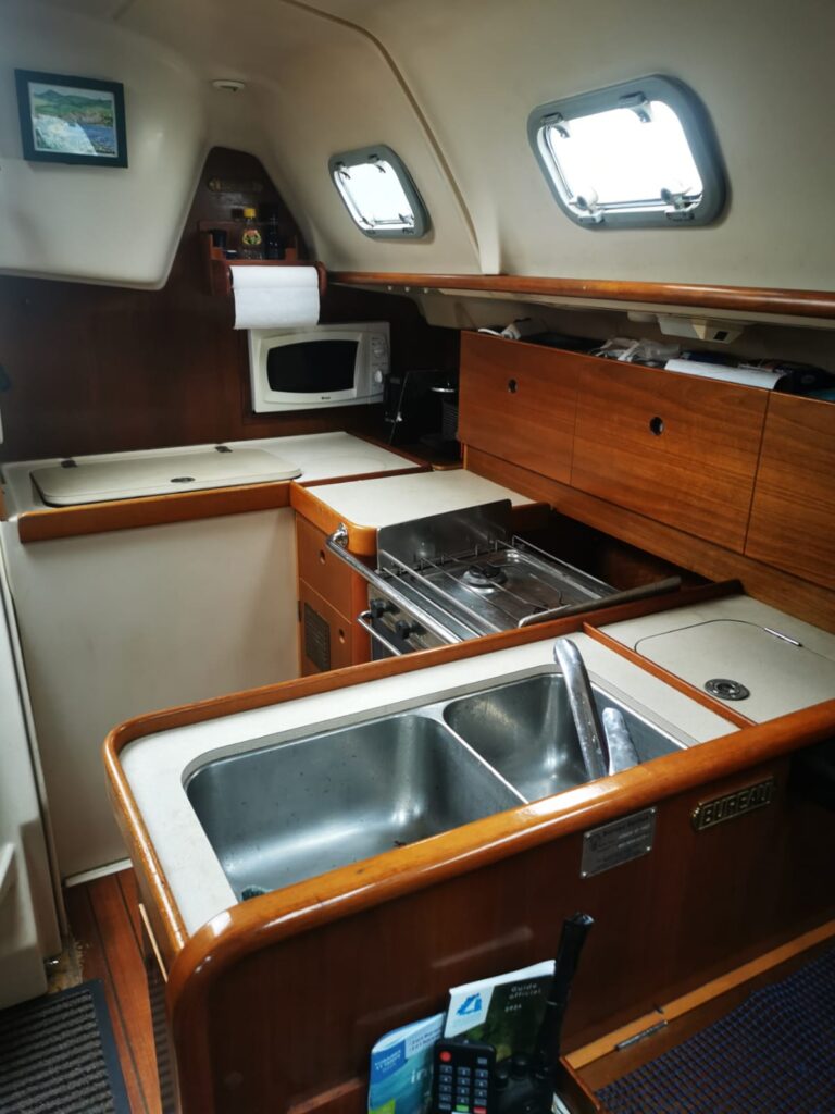 Beneteau Océanis 321