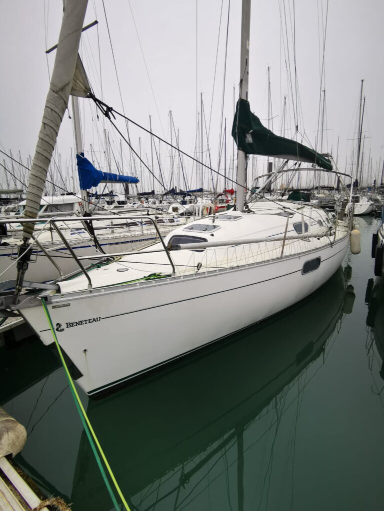 Beneteau Océanis 321